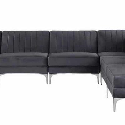 cassandra 551371-551373_2