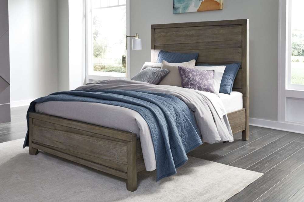 Hearst Distressed Solid Pine Wood Bed