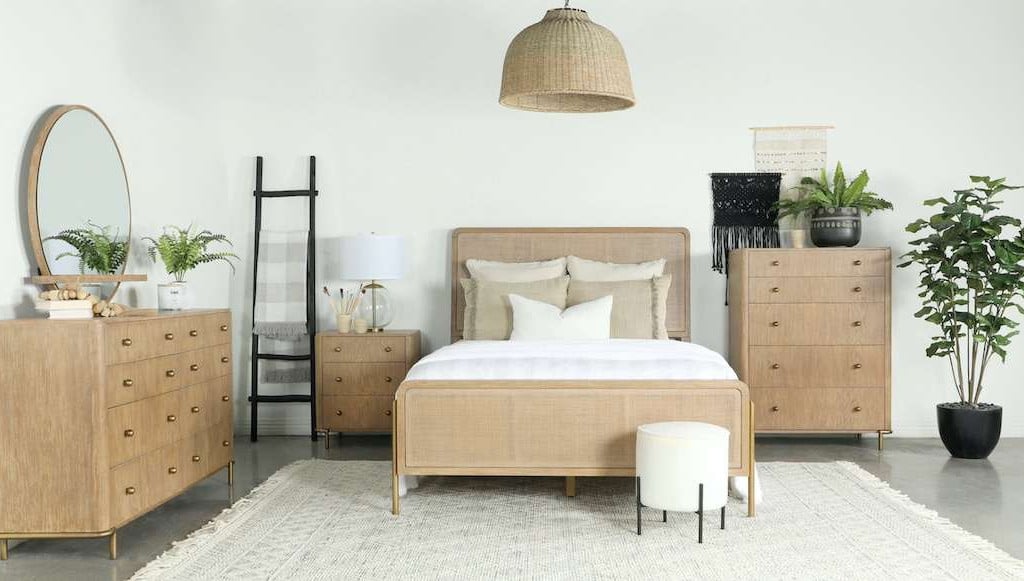 224302_21 arini coaster bedroom set