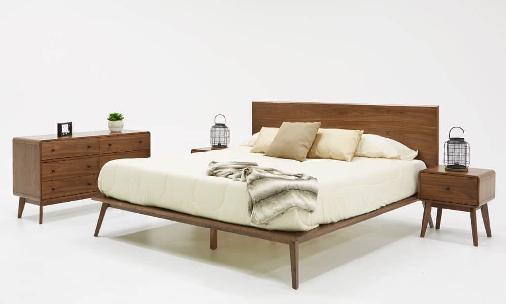 Modrest Carmen Mid-Century Modern Walnut Bed : VGMABR-79-BED