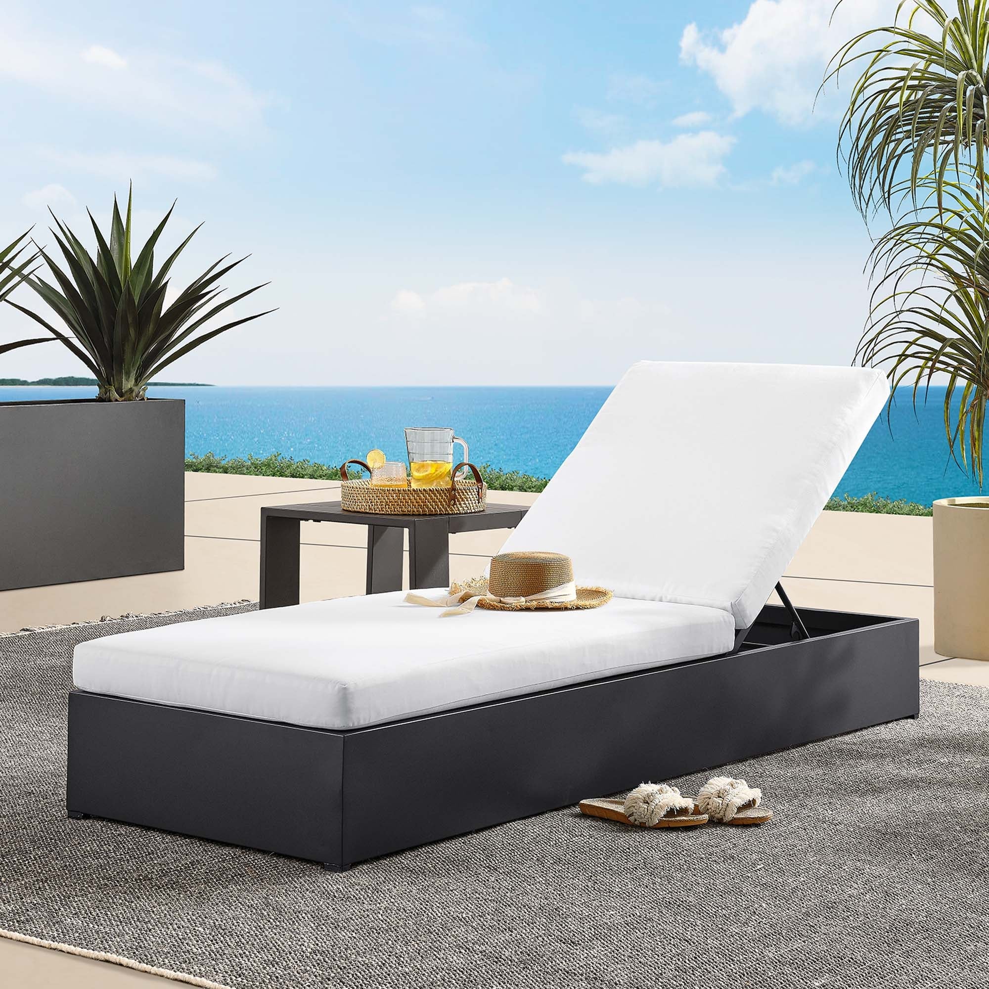 Tahoe White Water Resistant Chaise Sun Lounger