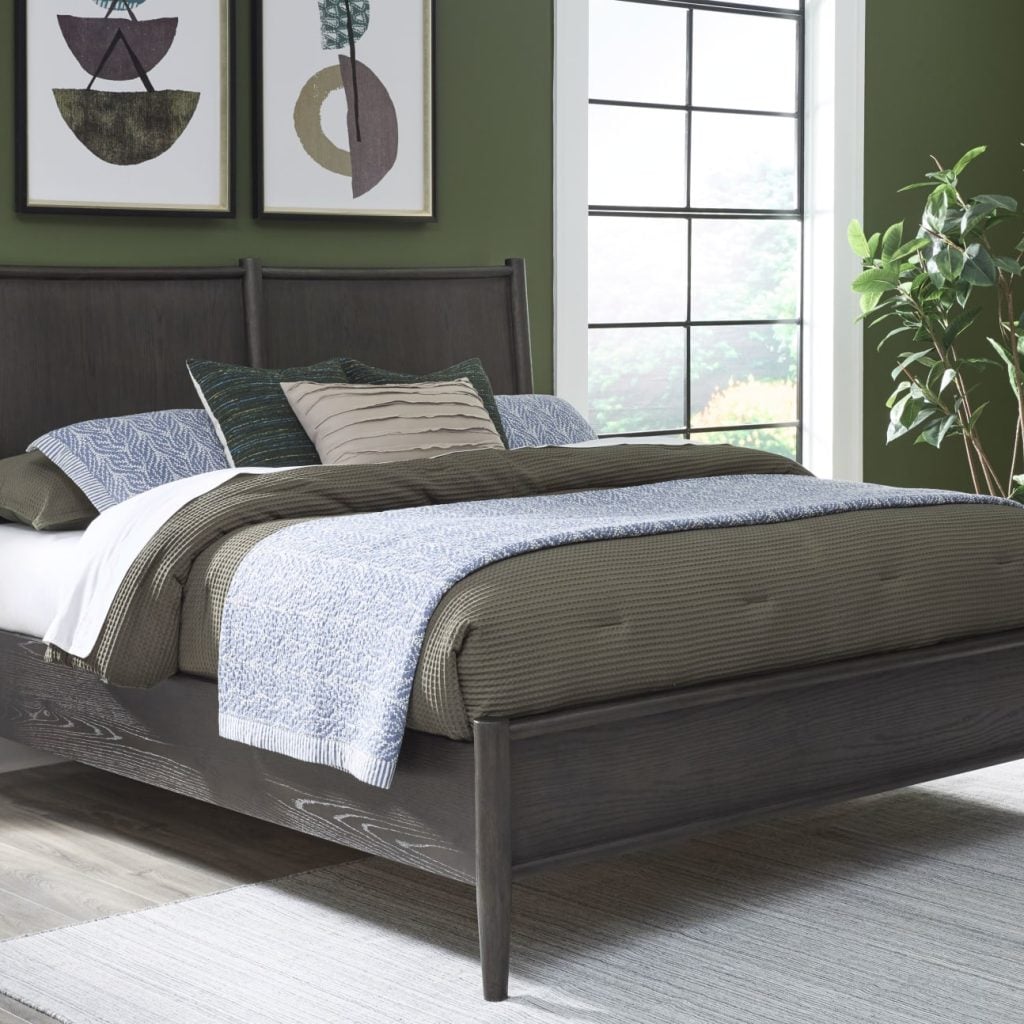 Front view of Rockport solid oak wood platform bed in Yin